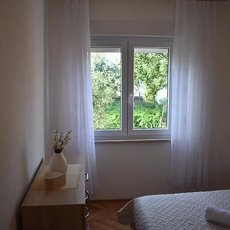 Apartment Plisko Pula